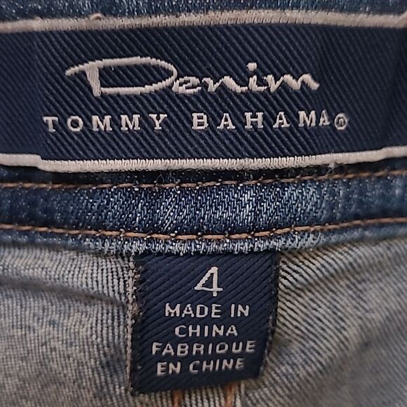 Tommy Bahama Denim Crop Size 4 EUC - Picture 6 of 6